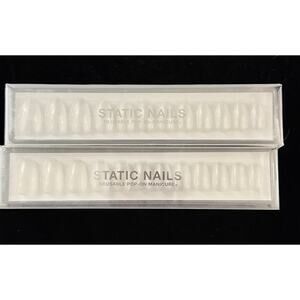 Lot 2 Static Nails Pop On Reusable Manicures Coffin Short Foundation Clear